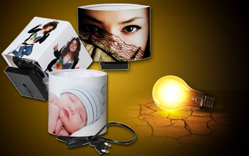 Lampada personalizzata con immagini su tutta la superficie. Idea regalo originale per donare alla stanza un tocco di personalit&agrave;